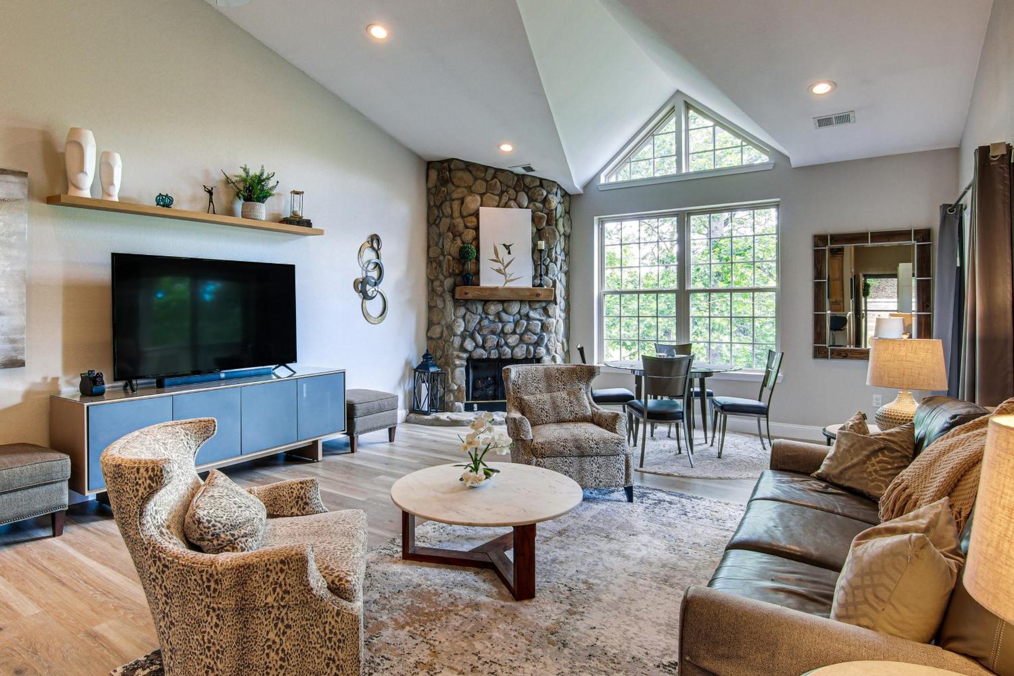 Lake Lure Condo With Resort Pool And Beach Access! Exterior foto